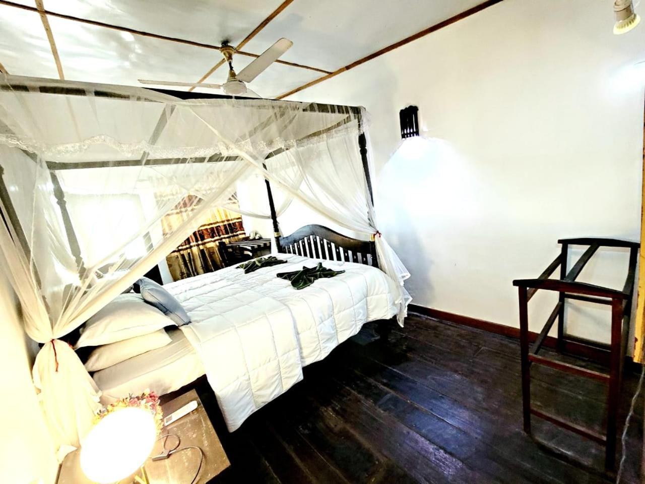 Villa Blue Ocean Mirissa Ngoại thất bức ảnh