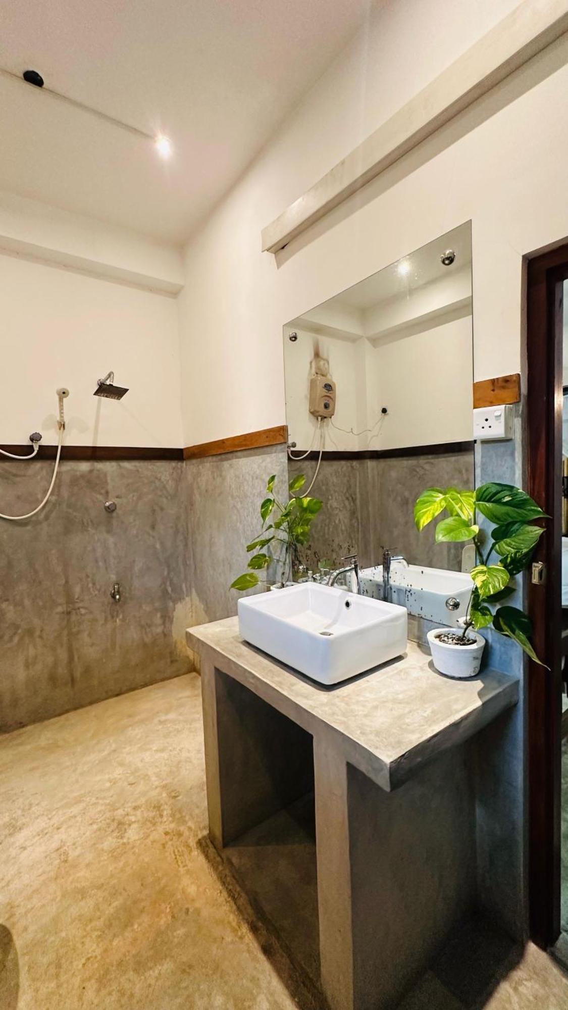 Villa Blue Ocean Mirissa Ngoại thất bức ảnh