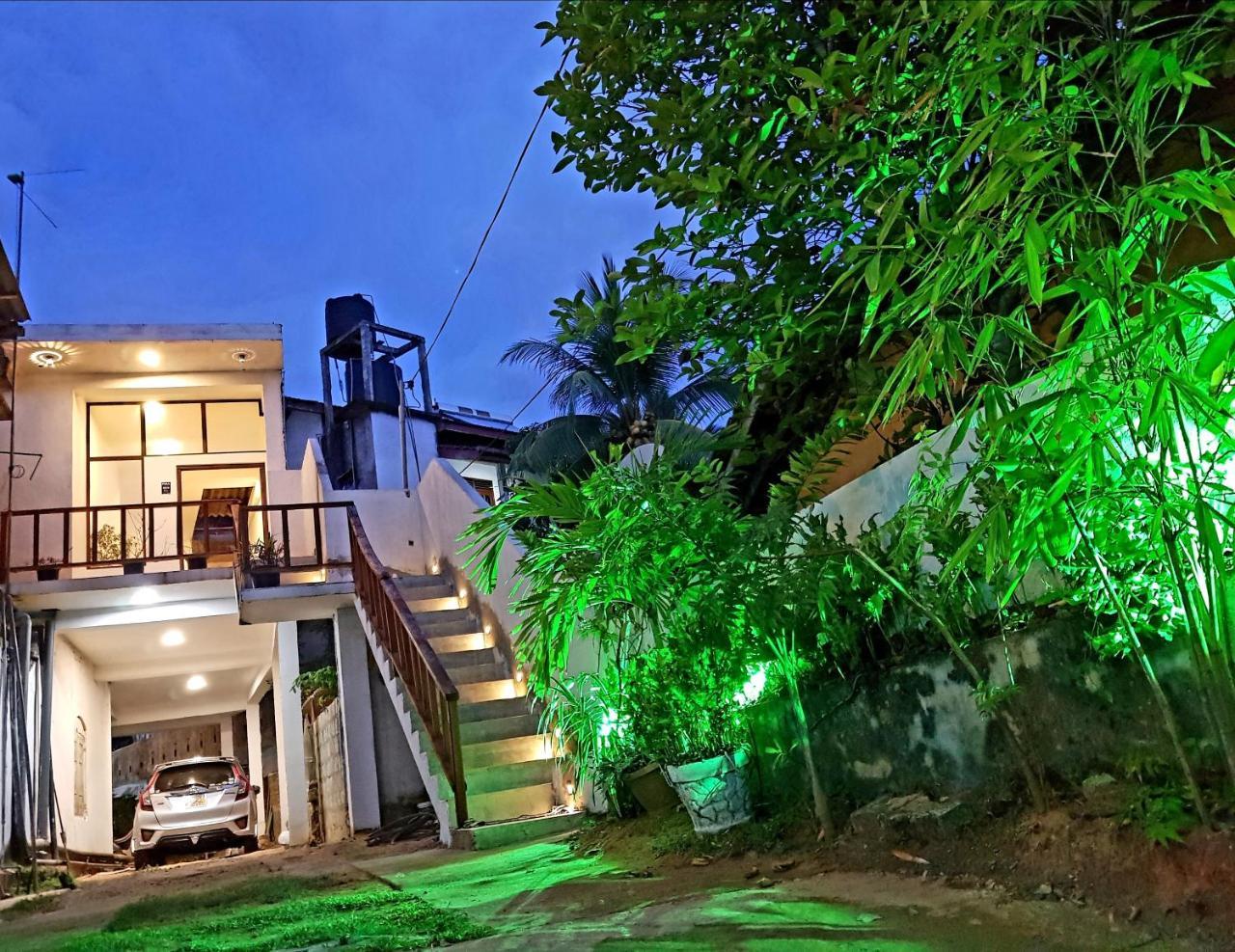 Villa Blue Ocean Mirissa Ngoại thất bức ảnh