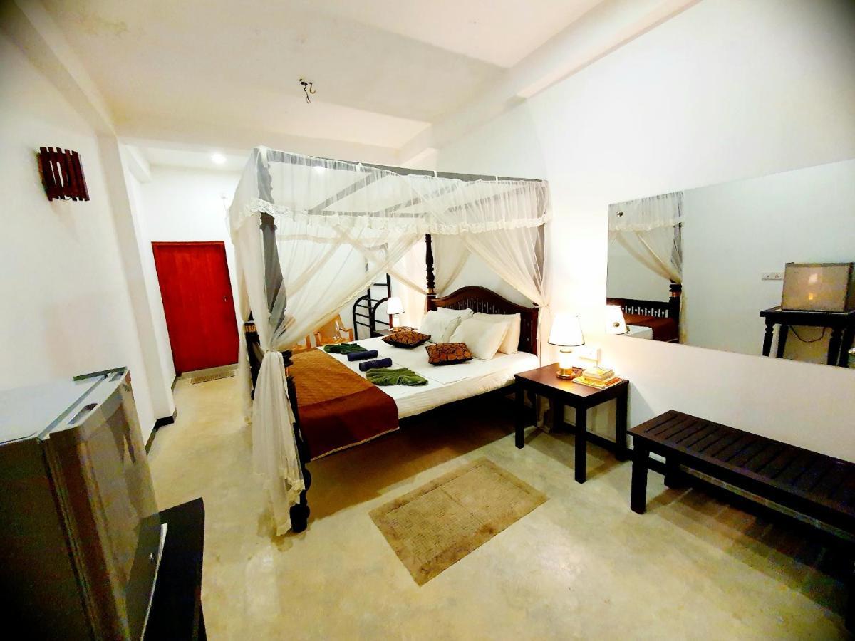 Villa Blue Ocean Mirissa Ngoại thất bức ảnh
